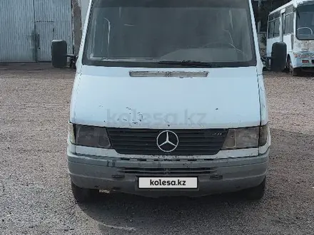 Mercedes-Benz Sprinter 1997 года за 1 650 000 тг. в Мерке