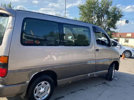 Toyota Granvia 1997 года за 5 500 000 тг. в Алматы – фото 2