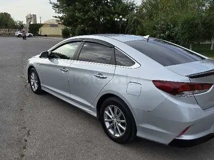 Hyundai Sonata 2018 года за 9 000 000 тг. в Шымкент – фото 11