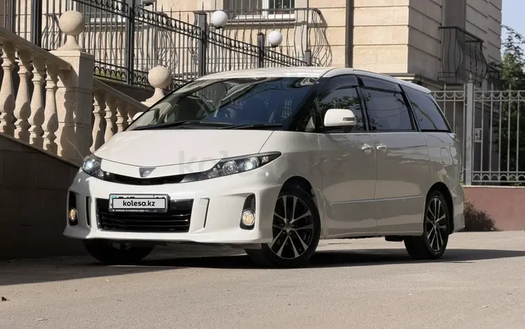 Toyota Estima 2014 года за 8 100 000 тг. в Караганда