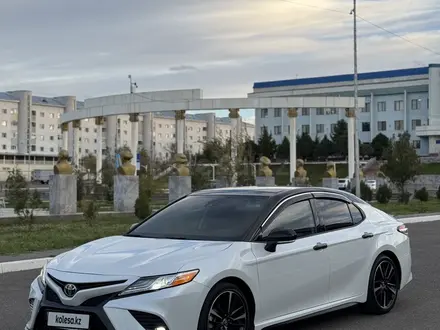 Toyota Camry 2020 года за 15 990 000 тг. в Тараз – фото 3