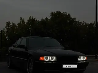 BMW 735