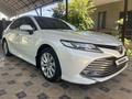 Toyota Camry 2018 годаfor14 000 000 тг. в Шымкент – фото 2