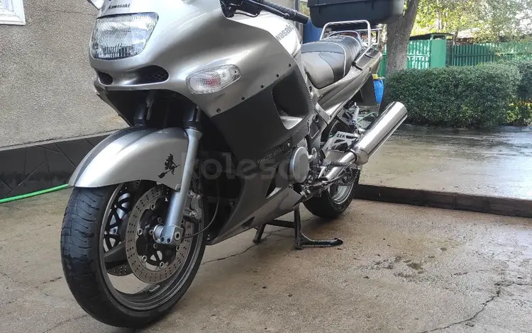 Kawasaki  ZZR 600 2004 года за 2 600 000 тг. в Алматы