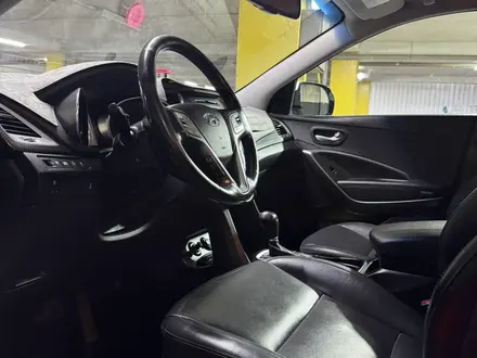 Hyundai Santa Fe 2016 года за 8 900 000 тг. в Астана – фото 7
