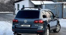 Volkswagen Touareg 2005 годаfor5 600 000 тг. в Алматы – фото 5