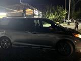 Toyota Sienna 2018 года за 13 000 000 тг. в Алматы – фото 4