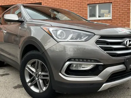 Hyundai Santa Fe 2018 года за 9 000 000 тг. в Актобе – фото 6