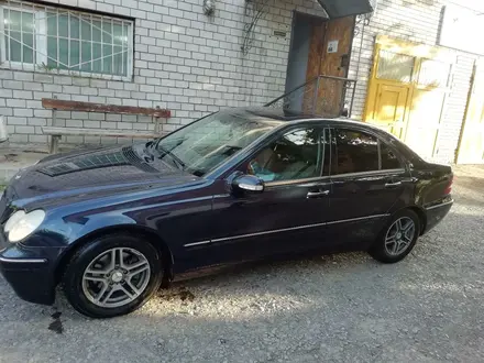 Mercedes-Benz C 200 2001 года за 3 200 000 тг. в Павлодар – фото 10