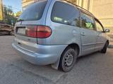 Volkswagen Sharan 2000 года за 1 200 000 тг. в Павлодар – фото 3