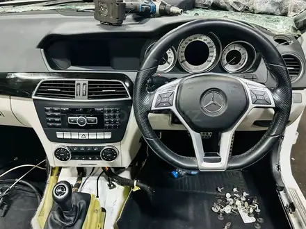 W204 панель щиток приборов за 40 000 тг. в Алматы – фото 2