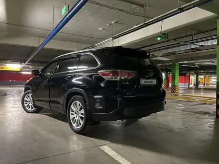 Toyota Highlander 2014 года за 16 000 000 тг. в Алматы – фото 3