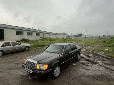 Mercedes-Benz E 230 1991 года за 1 100 000 тг. в Алматы