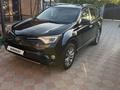 Toyota RAV4 2017 года за 11 200 000 тг. в Астана – фото 2
