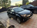 Toyota RAV4 2017 годаүшін11 200 000 тг. в Астана