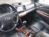 Toyota Camry 2002 годаfor5 000 000 тг. в Актобе – фото 2