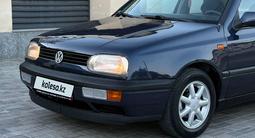 Volkswagen Golf 1994 годаүшін1 850 000 тг. в Тараз