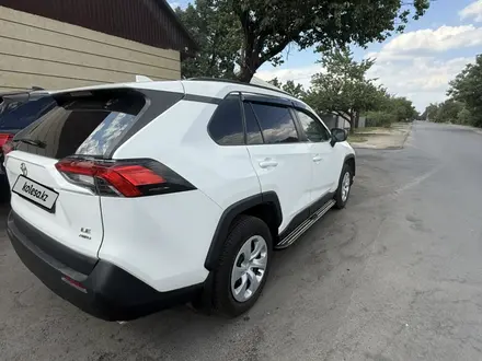 Toyota RAV4 2020 года за 11 500 000 тг. в Алматы – фото 9