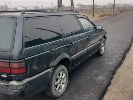 Volkswagen Passat 1993 года за 800 000 тг. в Тараз – фото 2