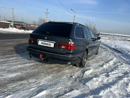 BMW 530 2001 года за 5 500 000 тг. в Алматы – фото 11