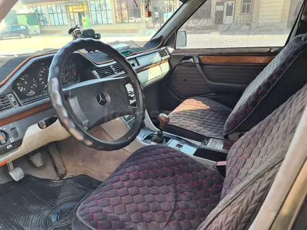 Mercedes-Benz E 230 1992 года за 1 100 000 тг. в Тараз – фото 13