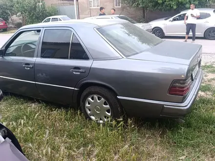 Mercedes-Benz E 230 1990 года за 1 100 000 тг. в Караганда – фото 6