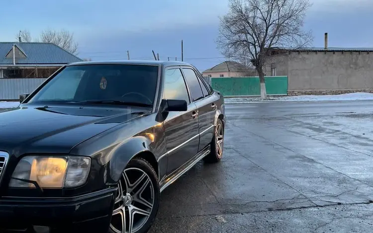 Mercedes-Benz E 220 1994 годаүшін2 700 000 тг. в Тараз