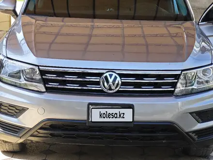 Volkswagen Tiguan 2019 года за 11 100 000 тг. в Шымкент – фото 2