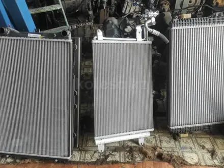 Радиатор охлаждения основной на VW Passat B6 B7 VAG есть разные за 40 000 тг. в Алматы – фото 4