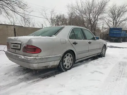 Mercedes-Benz E 200 1996 годаүшін3 300 000 тг. в Павлодар – фото 13