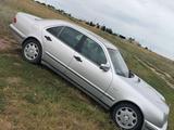 Mercedes-Benz E 200 1996 годаүшін3 300 000 тг. в Павлодар – фото 2