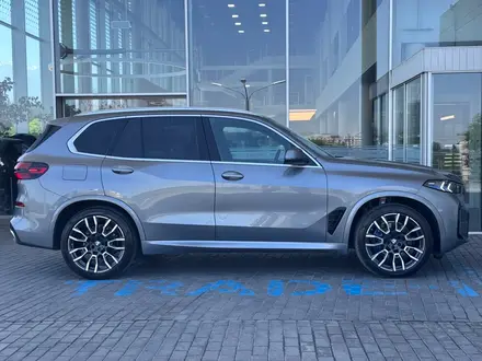 BMW X5 XDrive 40i 2024 года за 55 000 000 тг. в Алматы – фото 9