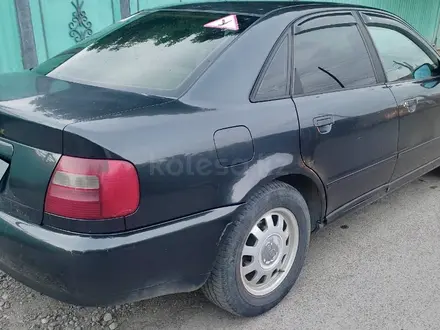 Audi A4 1997 года за 1 500 000 тг. в Алматы – фото 4