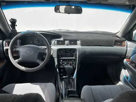Toyota Camry 2001 года за 2 600 000 тг. в Алматы – фото 8