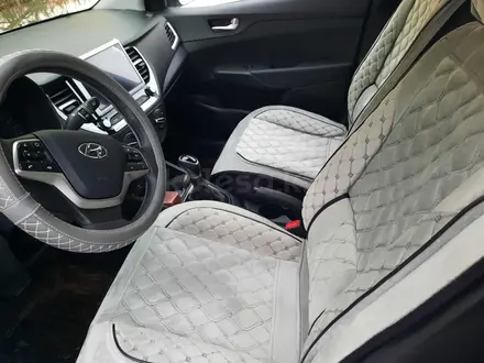 Hyundai Accent 2021 года за 7 500 000 тг. в Уральск – фото 4