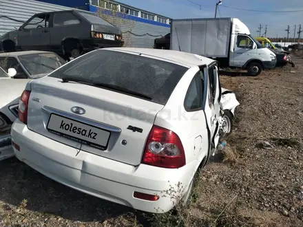 ВАЗ (Lada) Priora 2172 2012 года за 1 000 000 тг. в Астана – фото 2