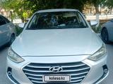 Hyundai Elantra 2017 года за 4 000 000 тг. в Актау