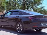 Hyundai Elantra 2023 года за 9 500 000 тг. в Астана – фото 3