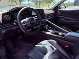 Hyundai Elantra 2023 года за 9 500 000 тг. в Астана – фото 5