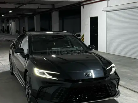 Toyota Camry 2024 года за 20 700 000 тг. в Актау