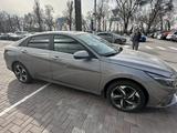 Hyundai Elantra 2023 года за 11 500 000 тг. в Алматы – фото 4
