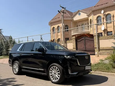 Cadillac Escalade 2023 года за 53 850 000 тг. в Астана – фото 2