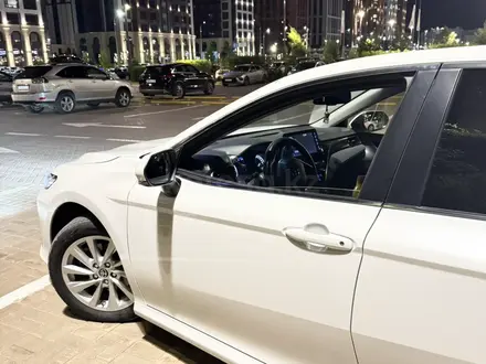 Toyota Camry 2024 года за 13 800 000 тг. в Астана – фото 5