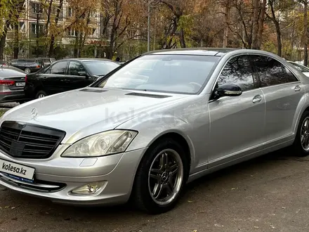 Mercedes-Benz S 600 2007 года за 6 500 000 тг. в Алматы – фото 2