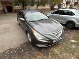 Hyundai Sonata 2010 года за 4 200 000 тг. в Атырау – фото 2