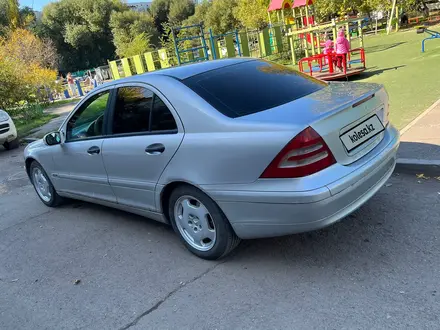 Mercedes-Benz C 180 2002 года за 3 000 000 тг. в Астана – фото 9