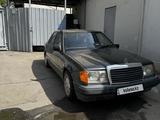 Mercedes-Benz E 230 1992 года за 1 300 000 тг. в Алматы