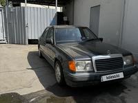Mercedes-Benz E 230 1992 года за 850 000 тг. в Алматы