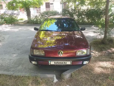 Volkswagen Passat 1993 года за 1 900 000 тг. в Шымкент