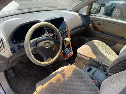 Lexus RX 300 1998 года за 2 266 400 тг. в Алматы – фото 10